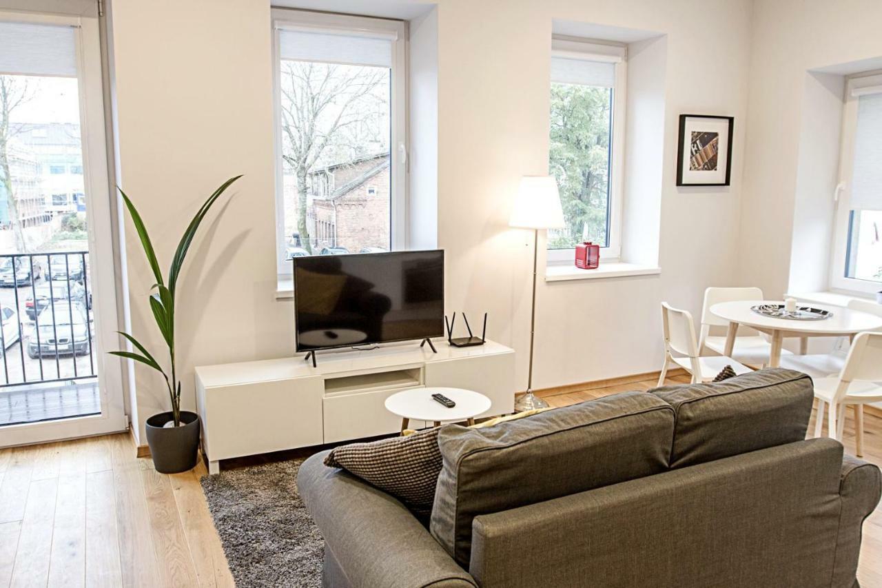 Modern 1Bd Apartment In Old Town By Hostlovers Kaunas Exterior photo